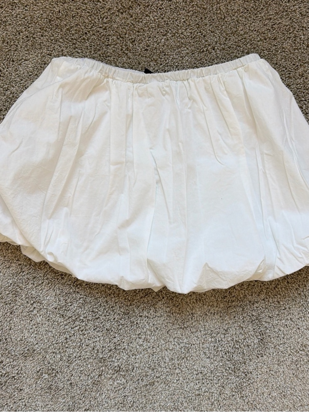 White bubble mini skirt size L